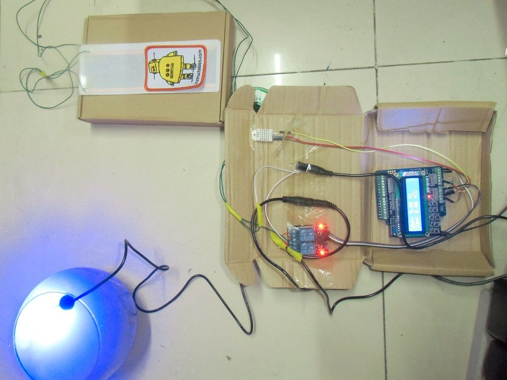 Arduino Automatic Temperature Humidity Controller for Pets