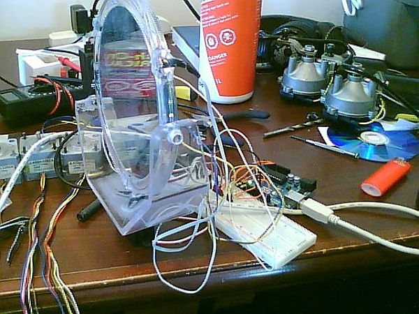 servo solar tracker